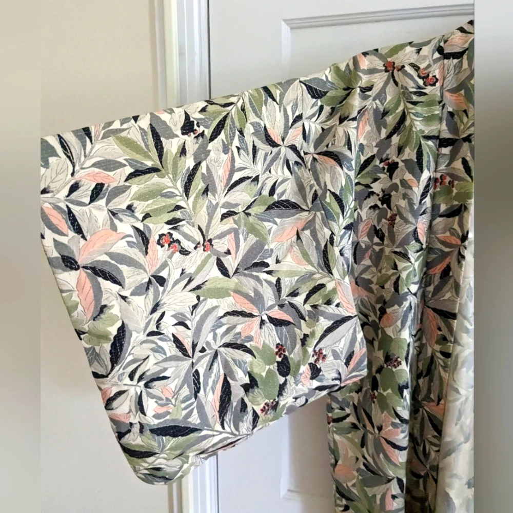 Handmade Kimono Style Jacket - Picture 2 of 8